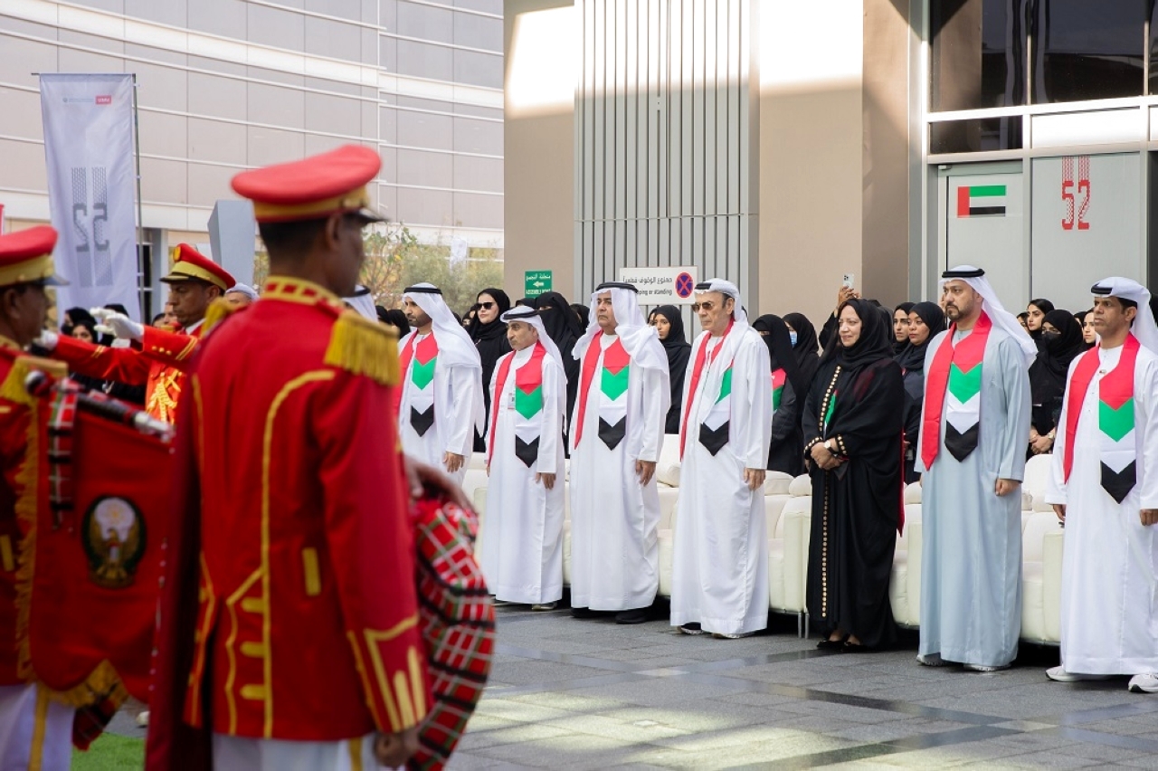 "زكي نسيبي خلال مشاركته في احتفالات جامعة الامارات| من المصدر"