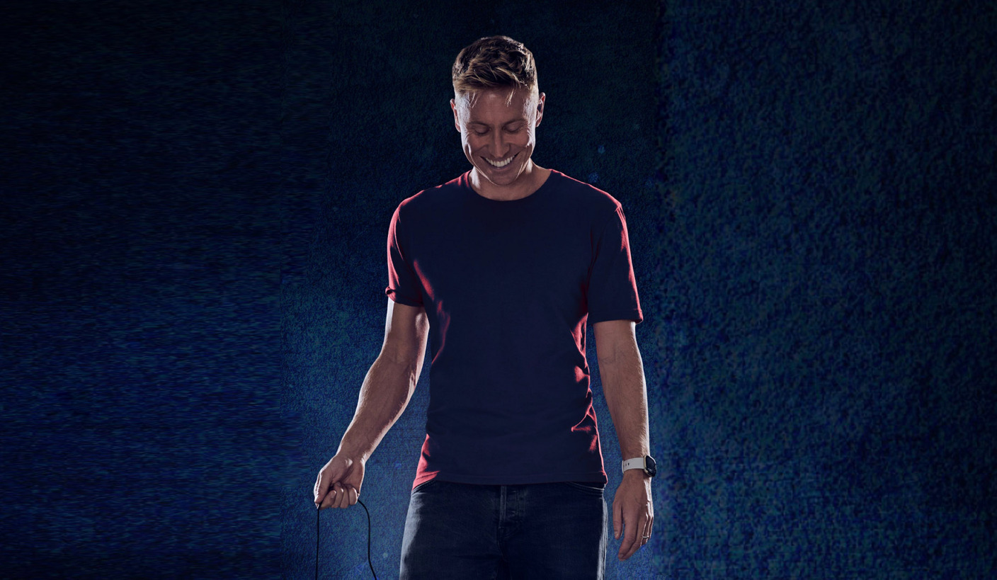 "راسل هوارد يقدم عرضا استثنائيا في دبي أوبرا | من المصدر"