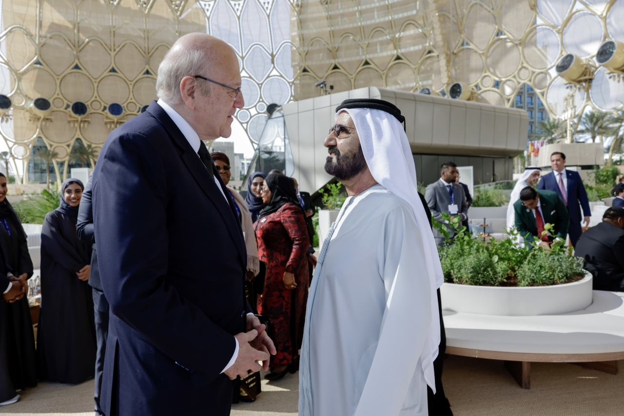 "محمد بن راشد في حديث مع نجيب ميقاتي"