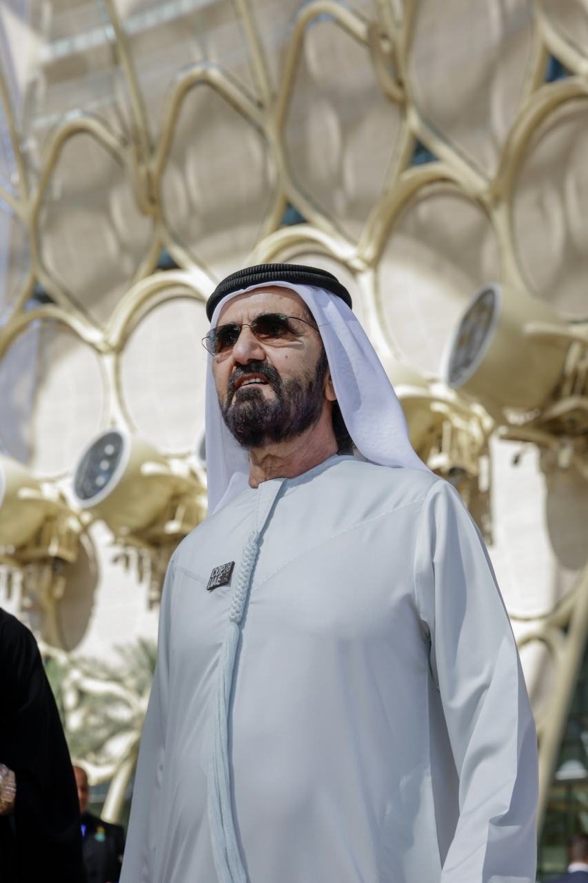 "محمد بن راشد خلال الاستقبال | تصوير: خليفة اليوسف وخليفة عيسى"