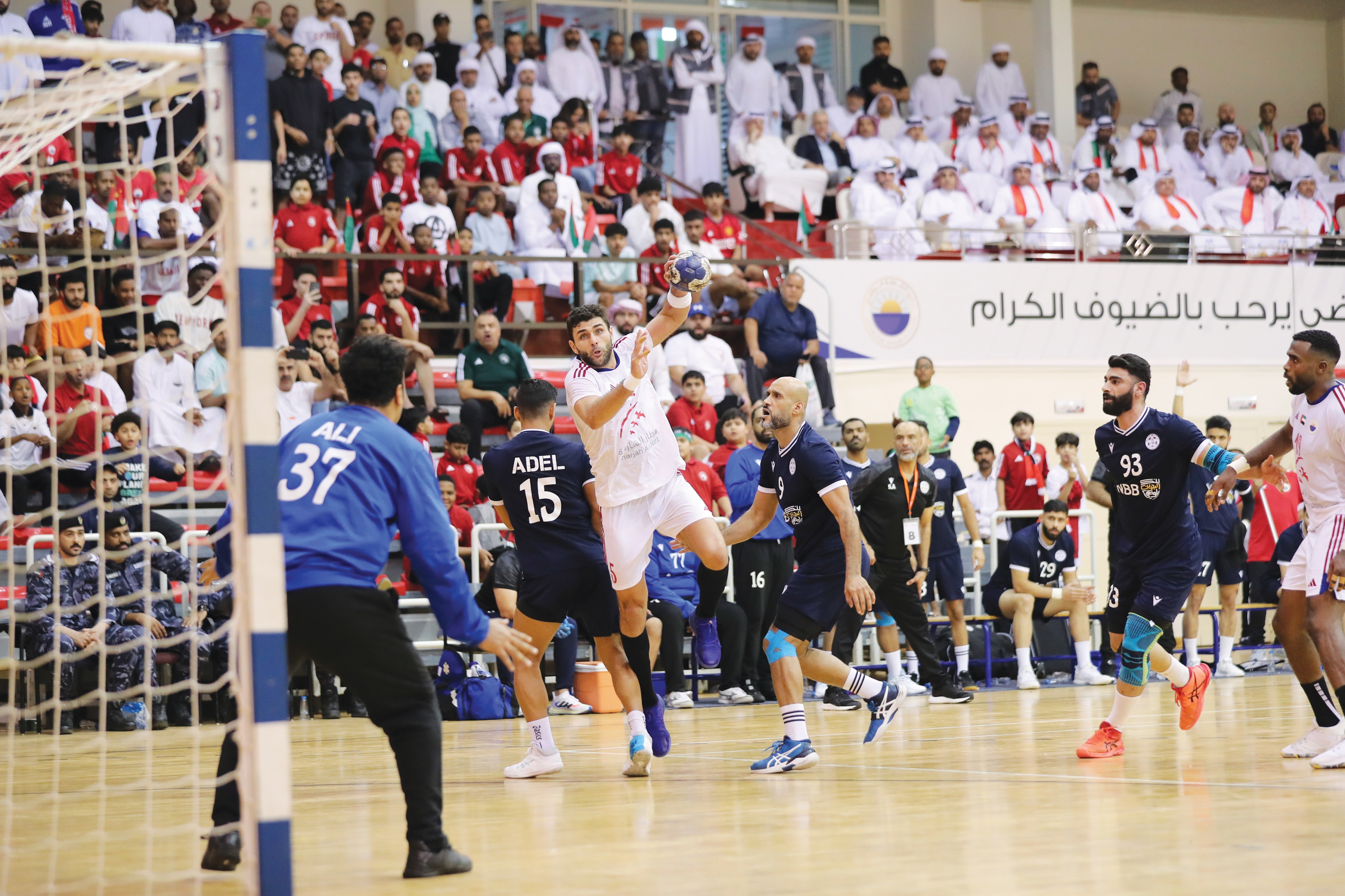 الشارقة بطل كأس السوبر الإماراتي البحريني لكرة اليد