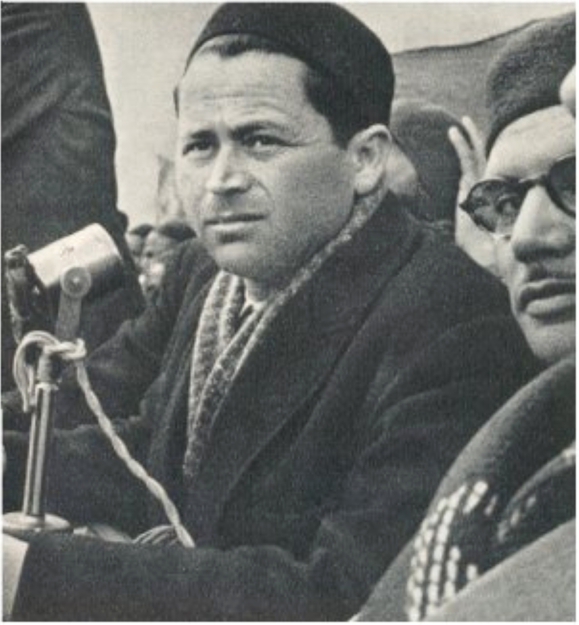 "1952 اغتيال مؤسس الاتحاد العام التونسي للشغل فرحات حشاد على يد عصابة «اليد الحمراء»."