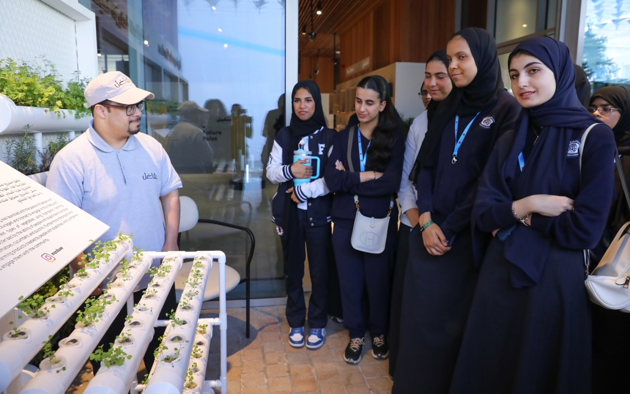 "تواصل فعال بين الشباب وأصحاب الهمم | من المصدر"