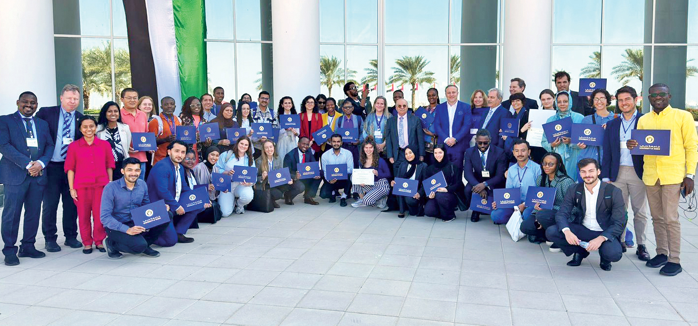 جامعة دبي تنظم لقاءً علمياً عالمياً يتناول التغير المناخي والحوكمة