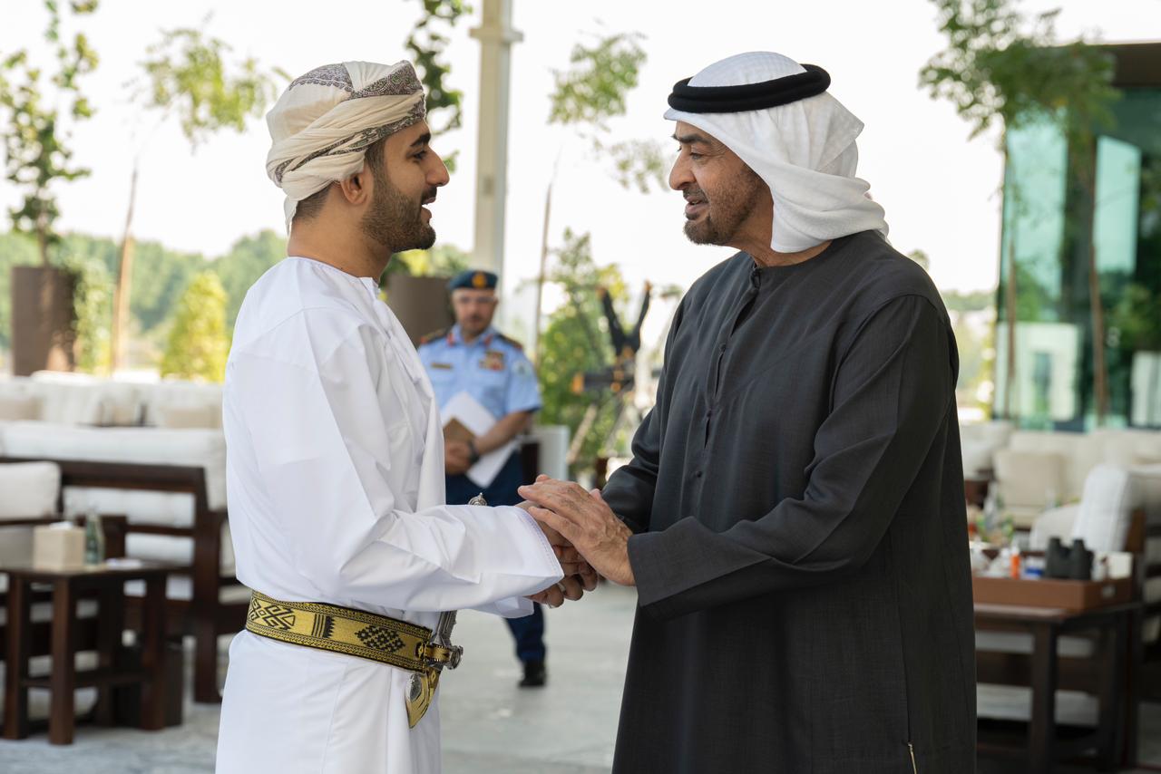 محمد بن زايد يستقبل ذي يزن بن هيثم آل سعيد