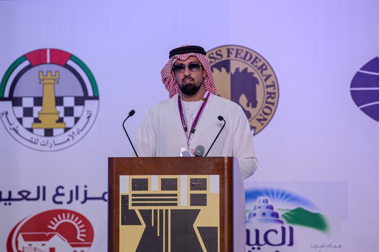 "سلطان بن خليفة خلال الافتتاح | وام"