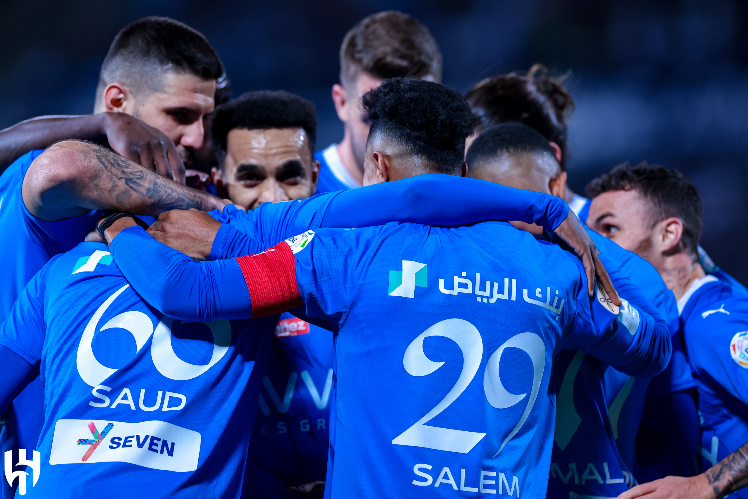 الهلال يعزز صدارته للدوري السعودي بثنائية نظيفة في مرمى الوحدة