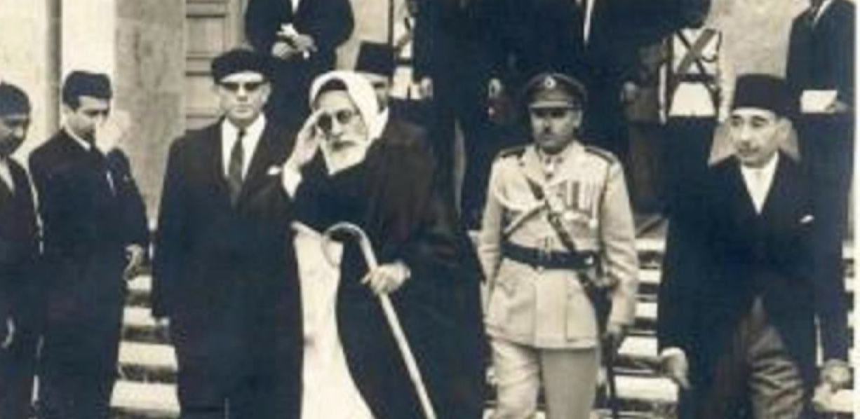 "1931 القوات الإيطالية تعدم شنقاً القائد الليبي عمر المختار."