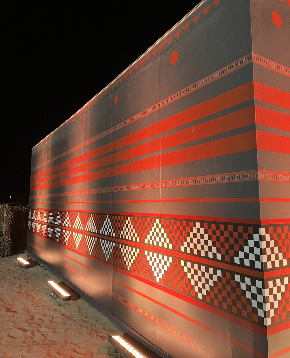 "فنون متنوعة تبدعها سارة تضيء فيها على قيم المكان وعناصر التراث | من المصدر"