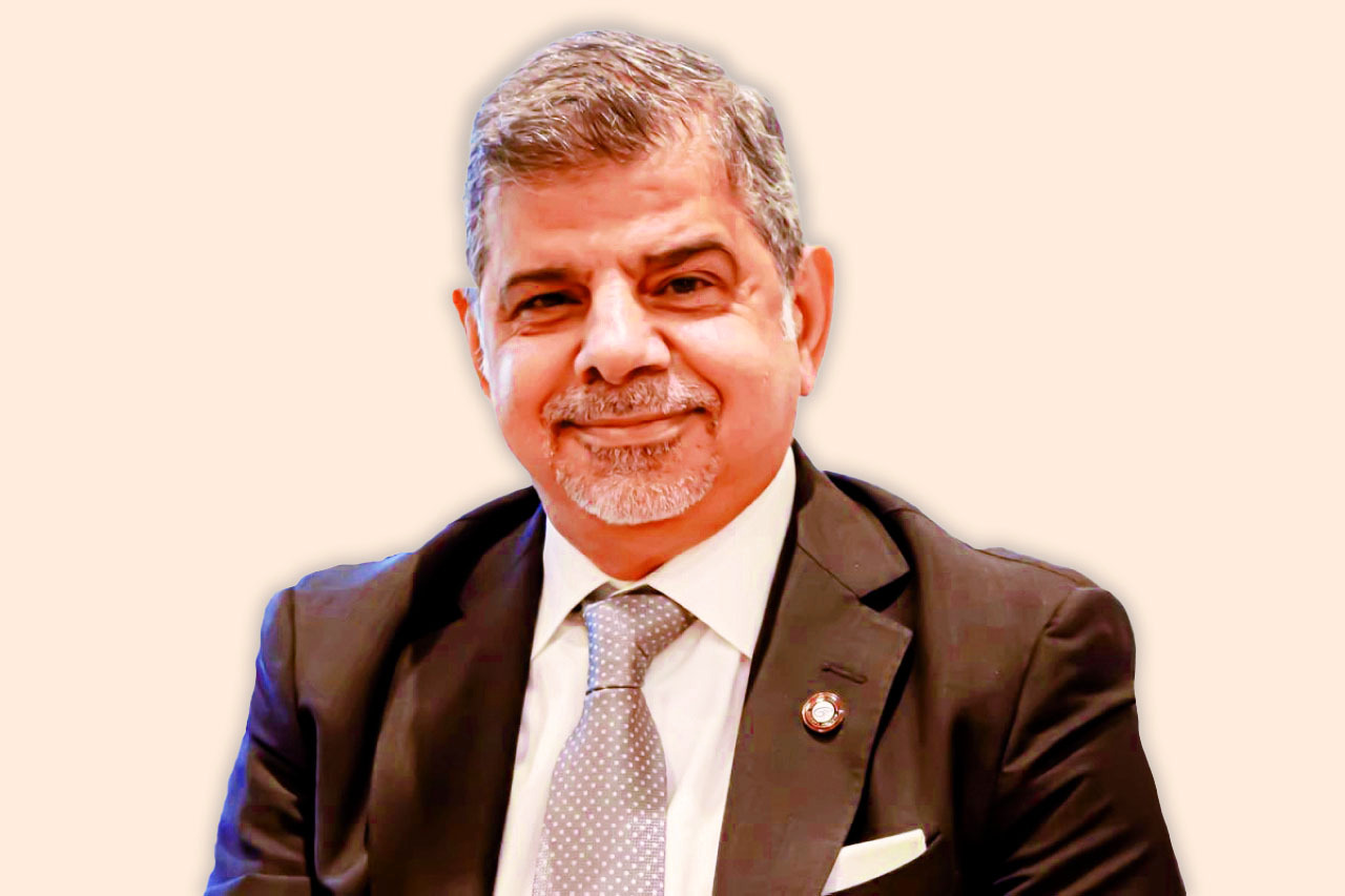 "حسني عبدالهادي"