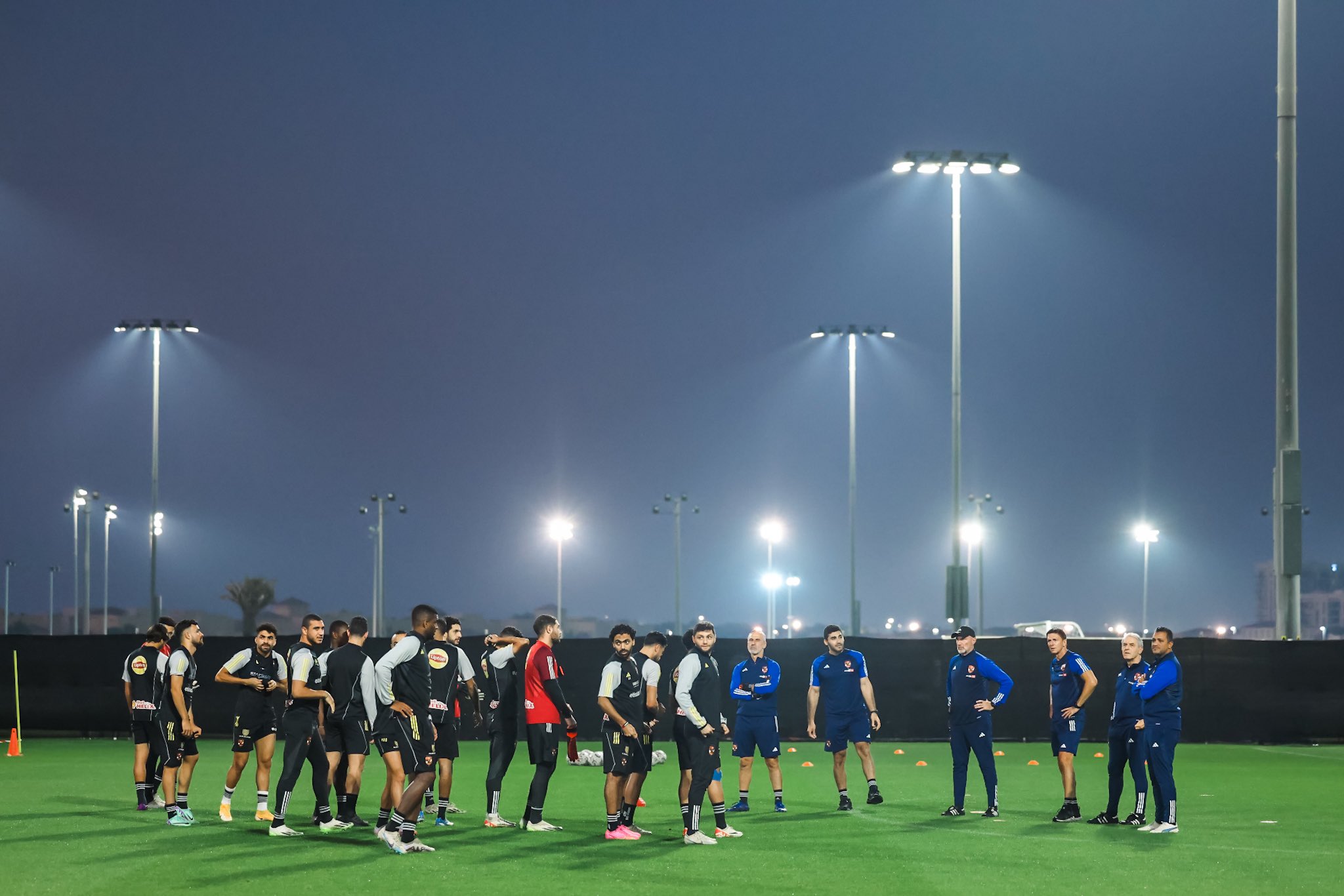 كأس السوبر المصرية..الأهلي لتعزيز رقمه القياسي وفيوتشر للقبه الأول