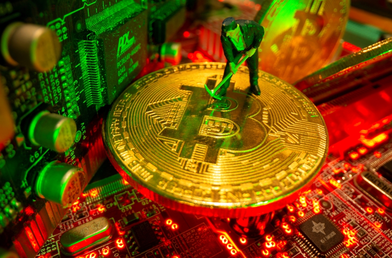 مجتمع تعدين «بيتكوين» يضخ 600 مليون دولار لإزاحة المنافسين