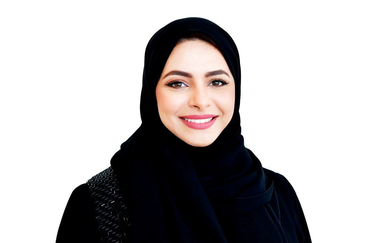 "إيمان الشامسي"