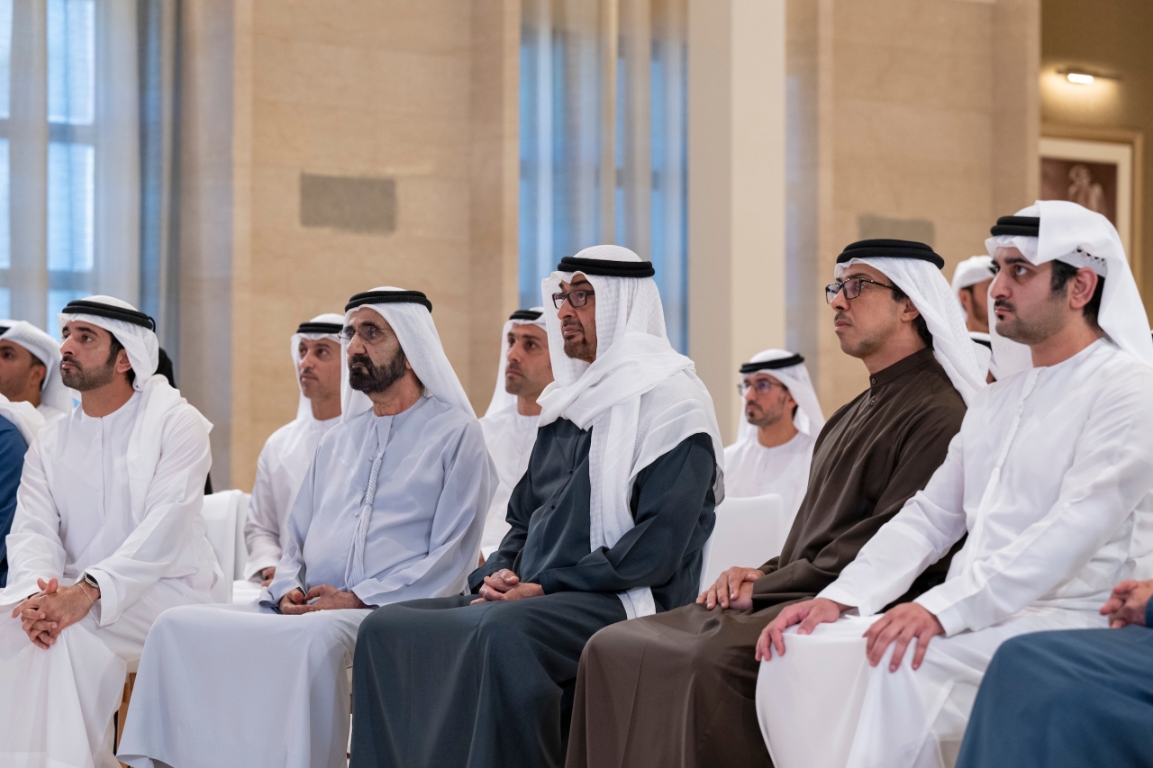 "محمد بن زايد ومحمد بن راشد ومنصور بن زايد وحمدان ومكتوم بن محمد"