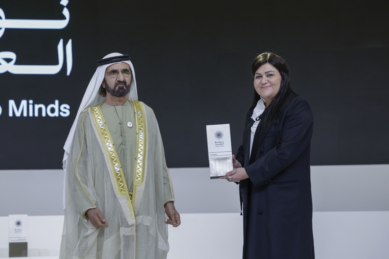 "نيفين خشاب: في وجود محمد بن راشد تراجعت فكرة هجرة العقول العربية والجائزة أعادت الأمل للشباب"