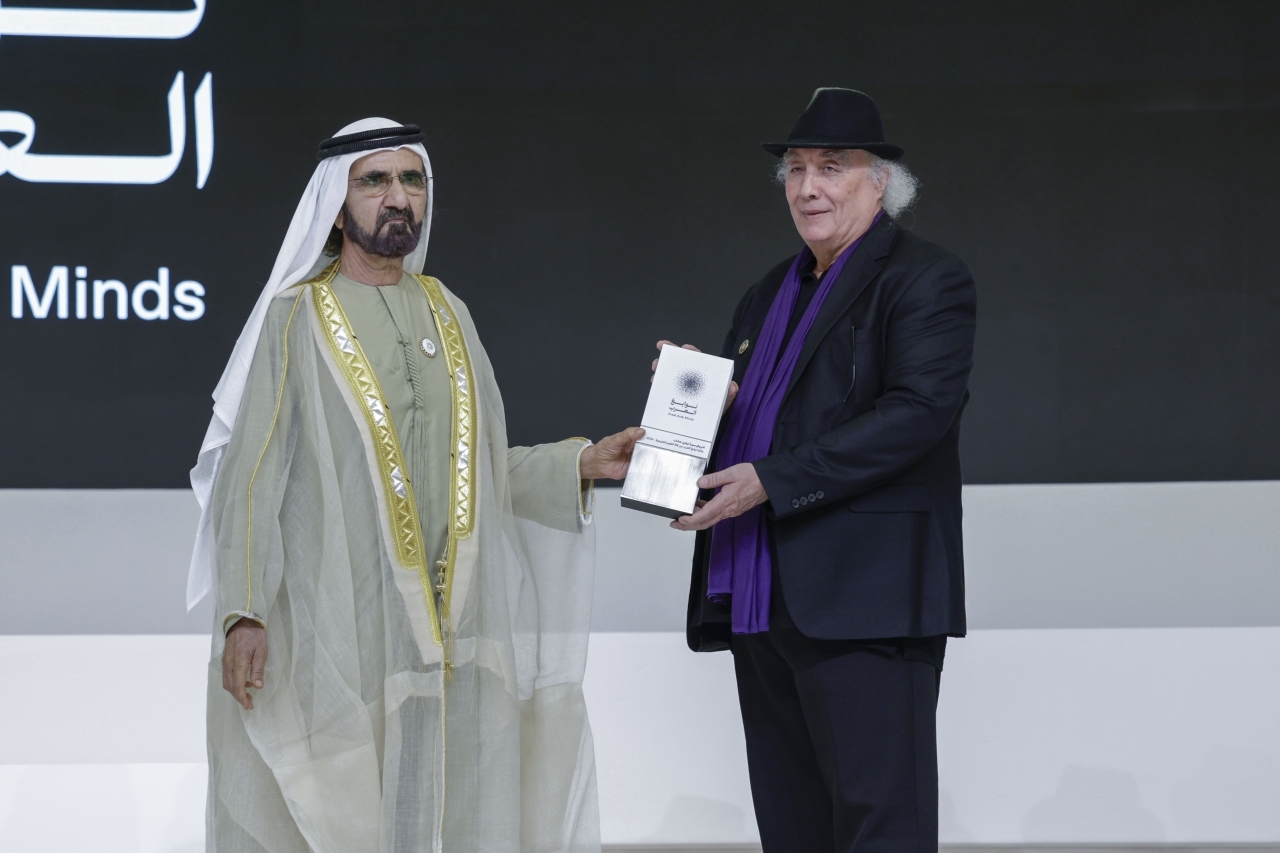 "نائب رئيس الدولة مكرما واسيني الأعرج"