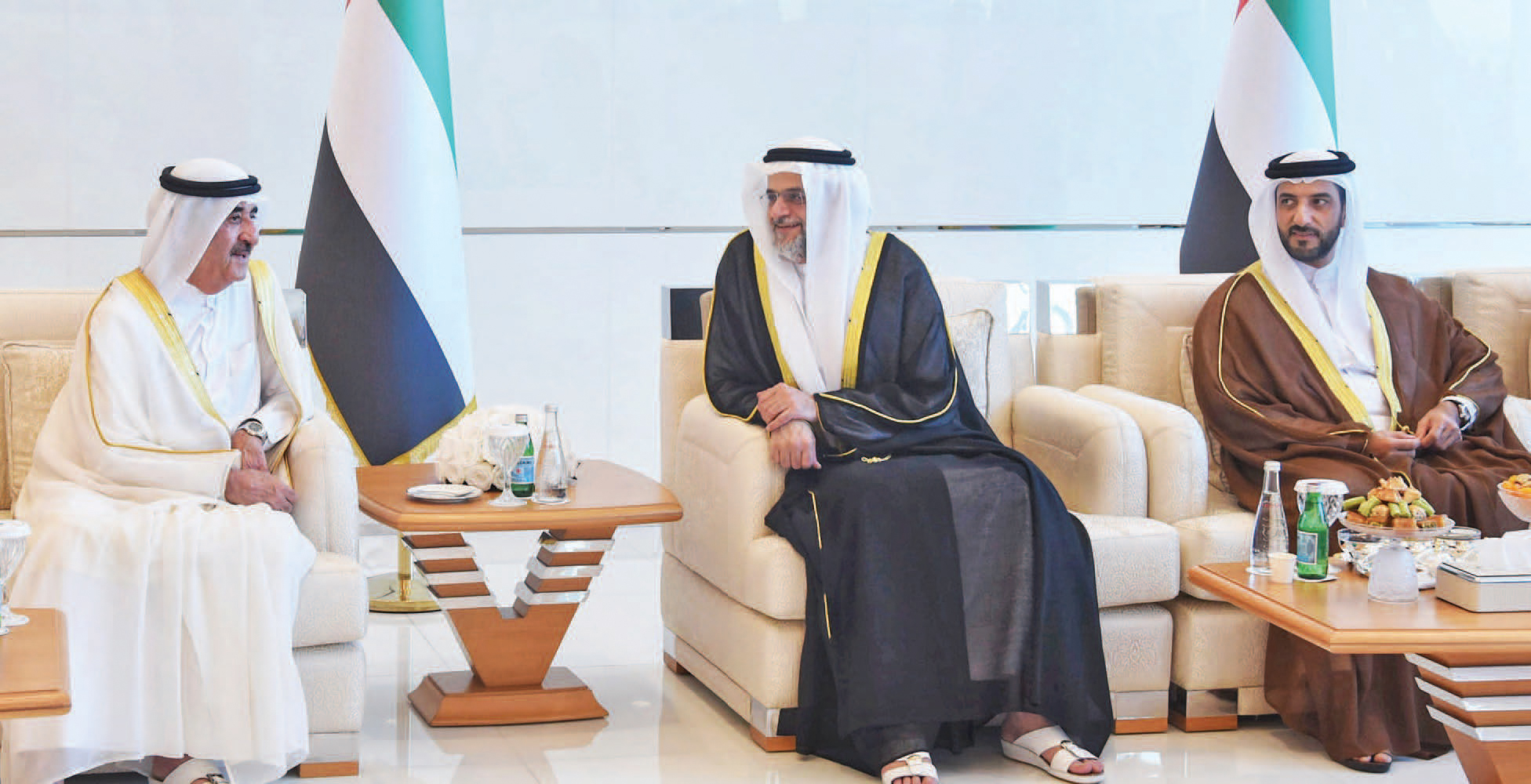 "سعود المعلا وسلطان بن محمد بن سلطان وسلطان بن أحمد"