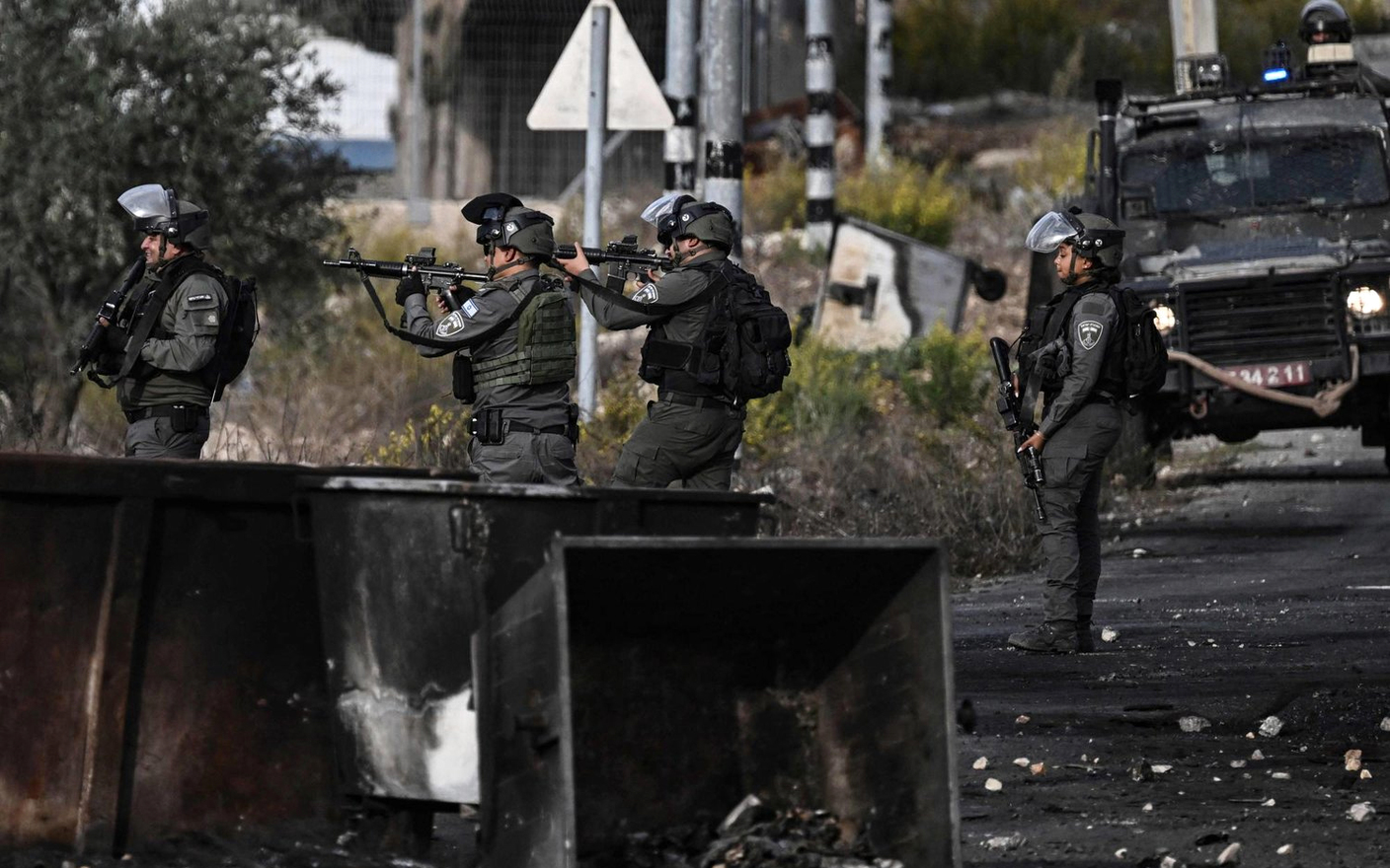 إسرائيل تقتل 4 فلسطينيين وتعتقل العشرات بالضفة