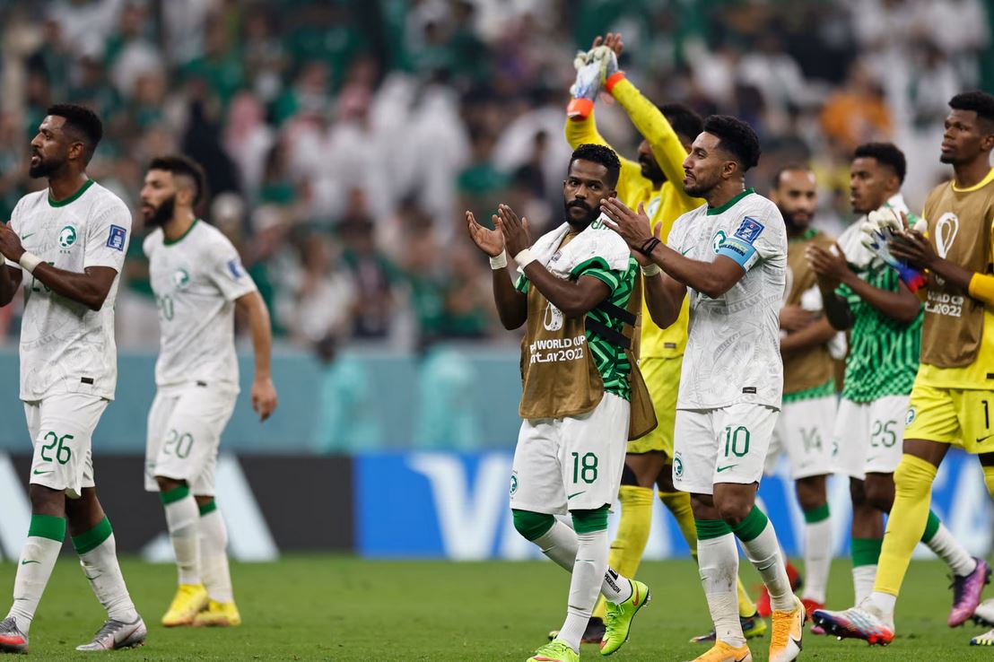 الفرج والغنام يردان على التصريحات المثيرة للجدل لمدرب المنتخب السعودي
