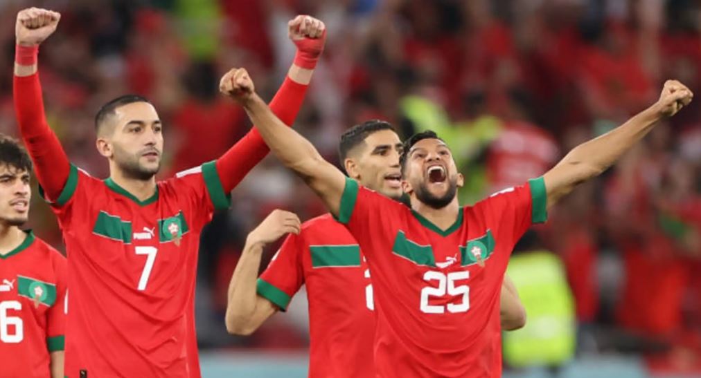 تعادل مصر والجزائر وخسارة تونس.. الركراكي يطالب لاعبي المغرب برد اعتبار العرب