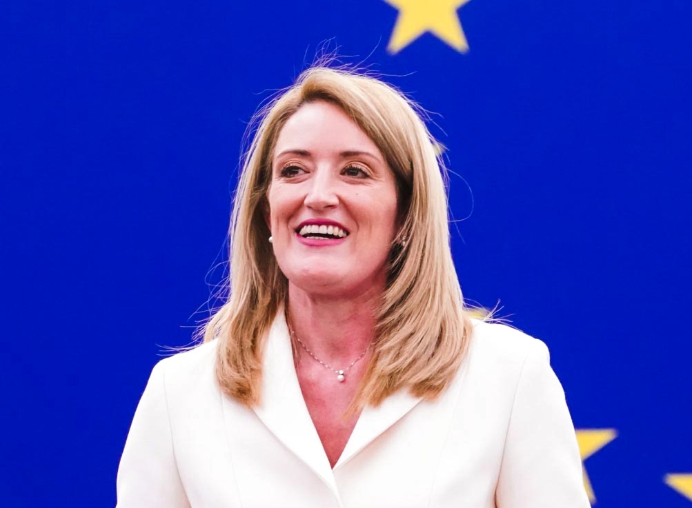"2022 انتخاب النائبة المالطية روبرتا ميتسولا لمنصب رئيسة البرلمان الأوروبي، خلفاً لديفيد ساسولي."