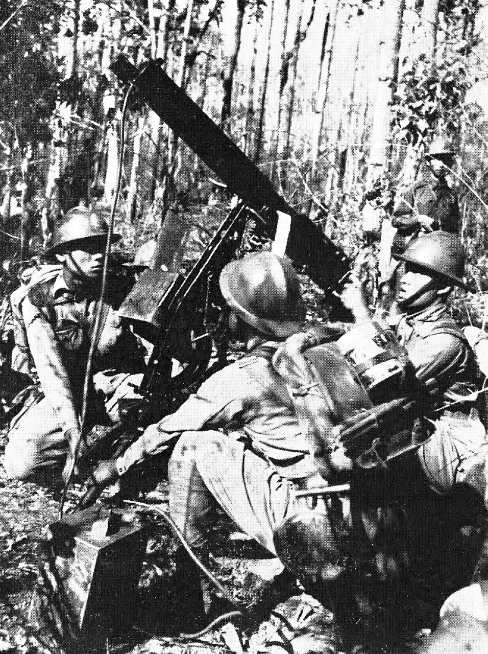 "1942 تايلاند تعلن الحرب على الولايات المتحدة والمملكة المتحدة أثناء الحرب العالمية الثانية."