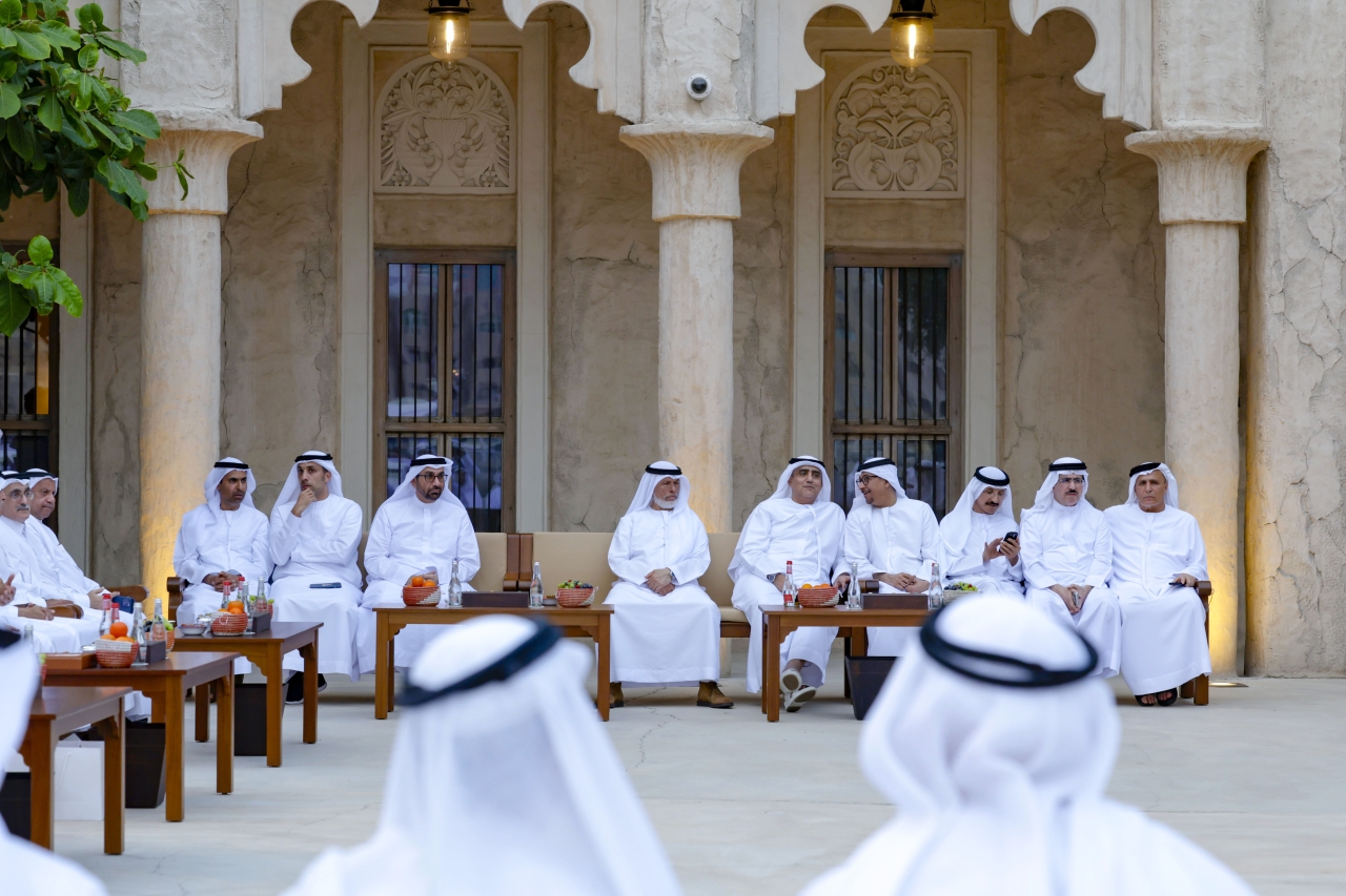 "مطر الطاير وسعيد الطاير وعصام الحميدان وسلطان بن سليم وداوود الهاجري ولؤي بالهول وهشام القاسم وسالم المري ويوسف الشيباني"