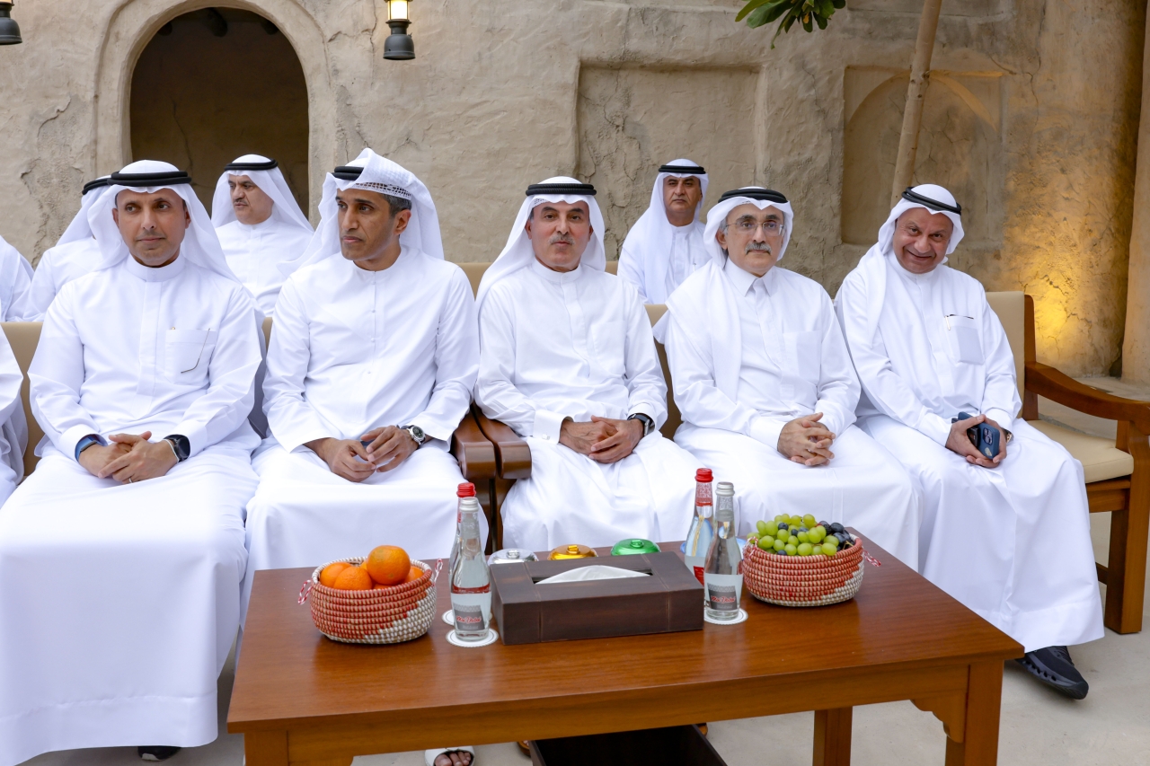 "عبدالله البسطي ولؤي بالهول وطلال بالهول وعبدالعزيز الغرير"