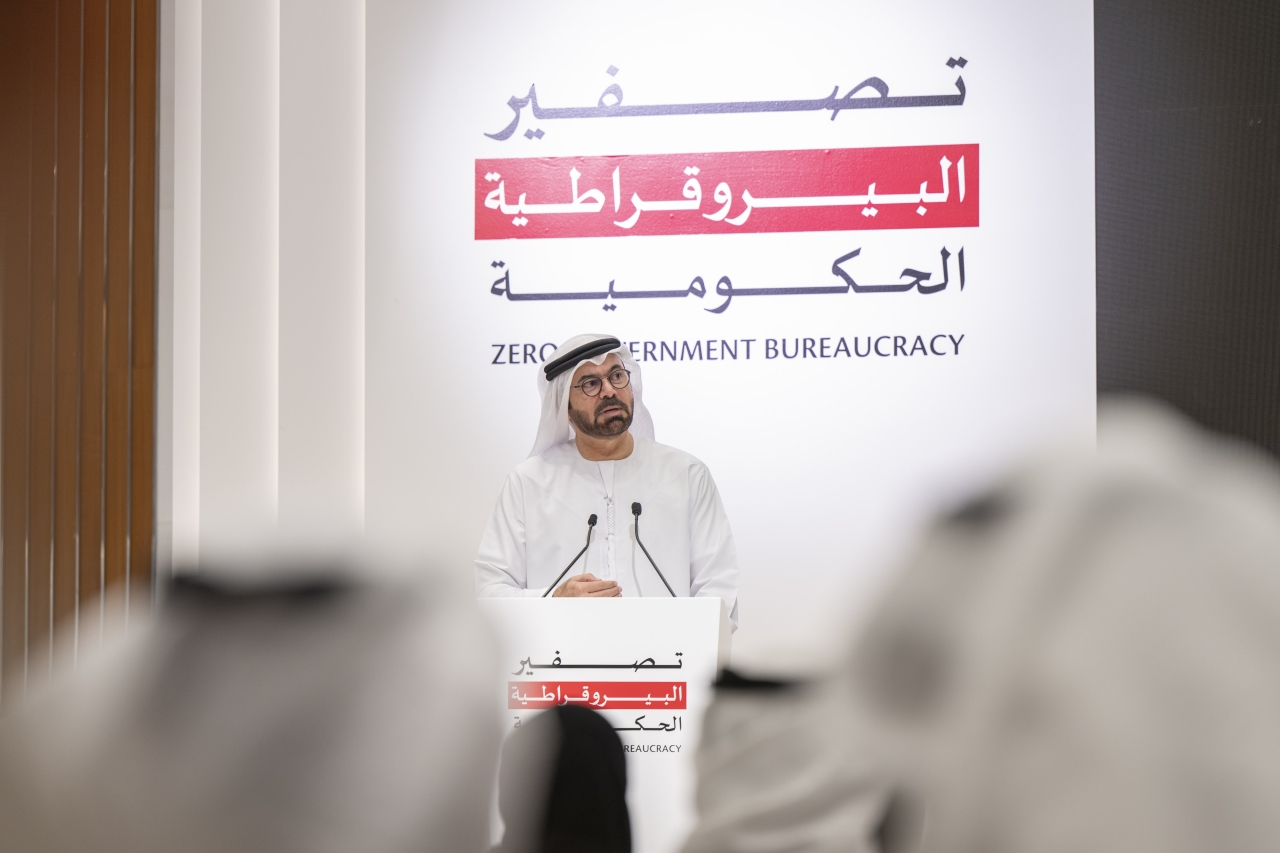 "محمد القرقاوي متحدثاً خلال الفعالية"