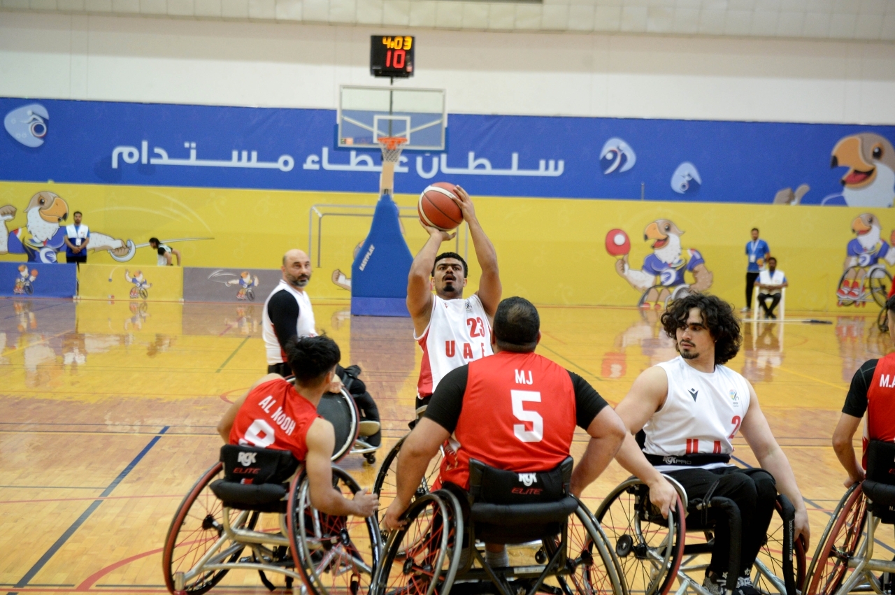 "جانب من مباراة الإمارات والبحرين | البيان"