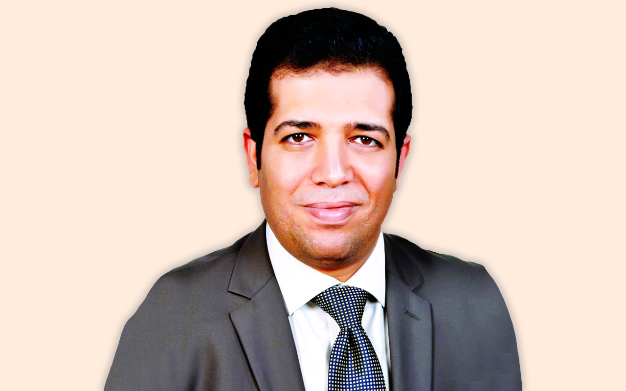 "أشرف شوقي"