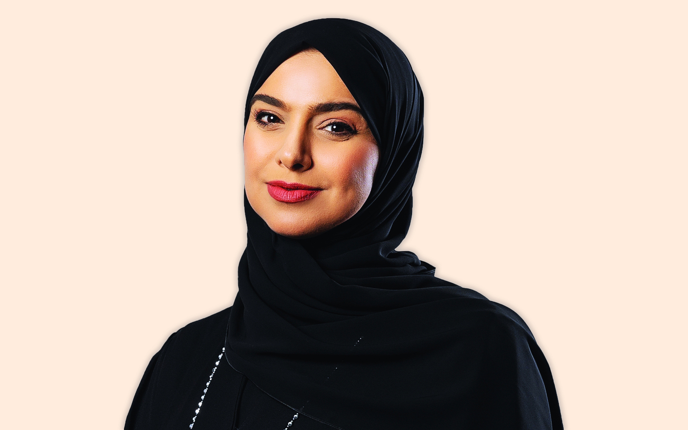 "آمنة الشامسي"