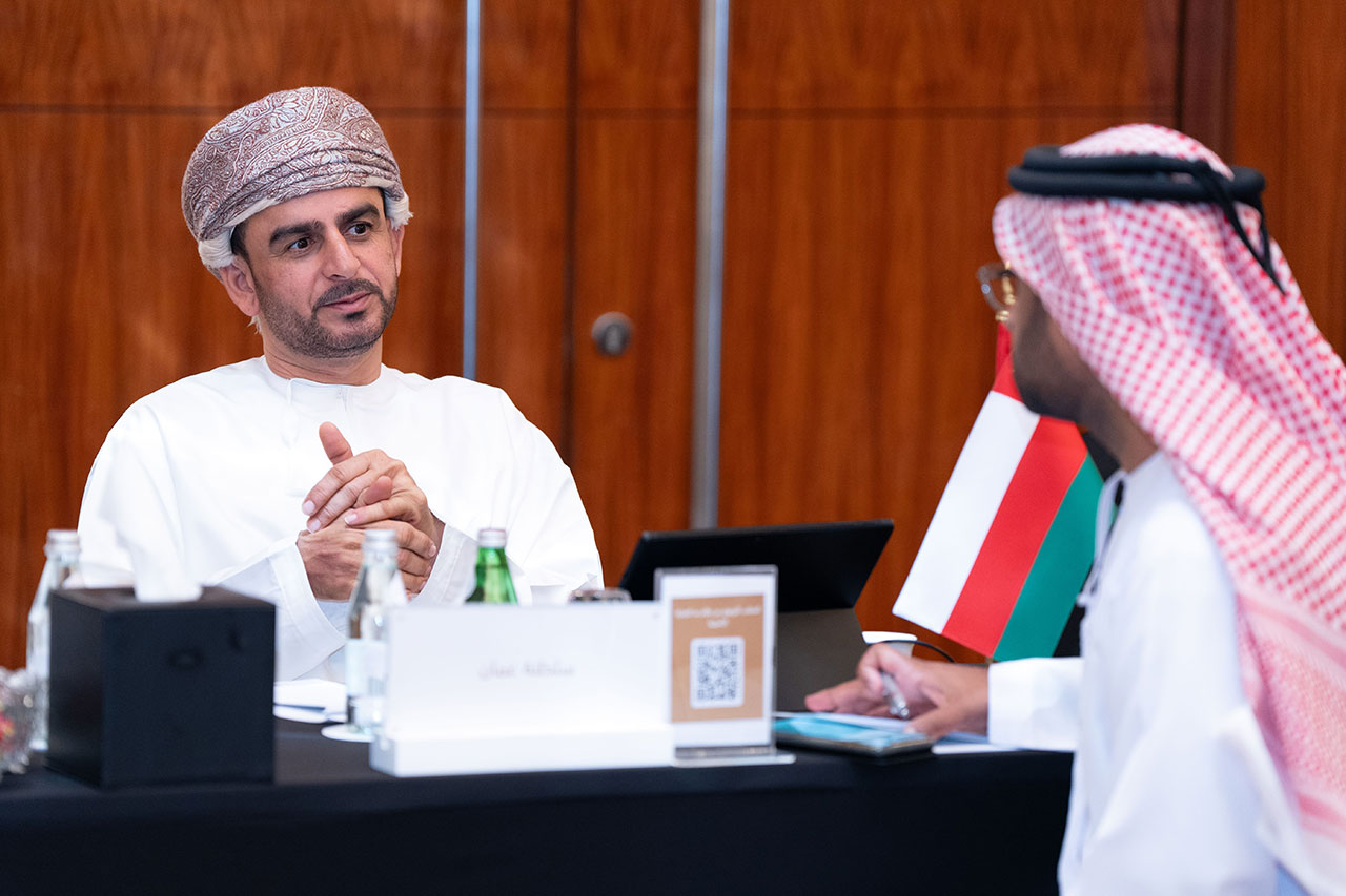 «المعاشات»: تغييرات على نسب اشتراكات المواطنين العمانيين المشمولين بنظام مد الحماية في الإمارات