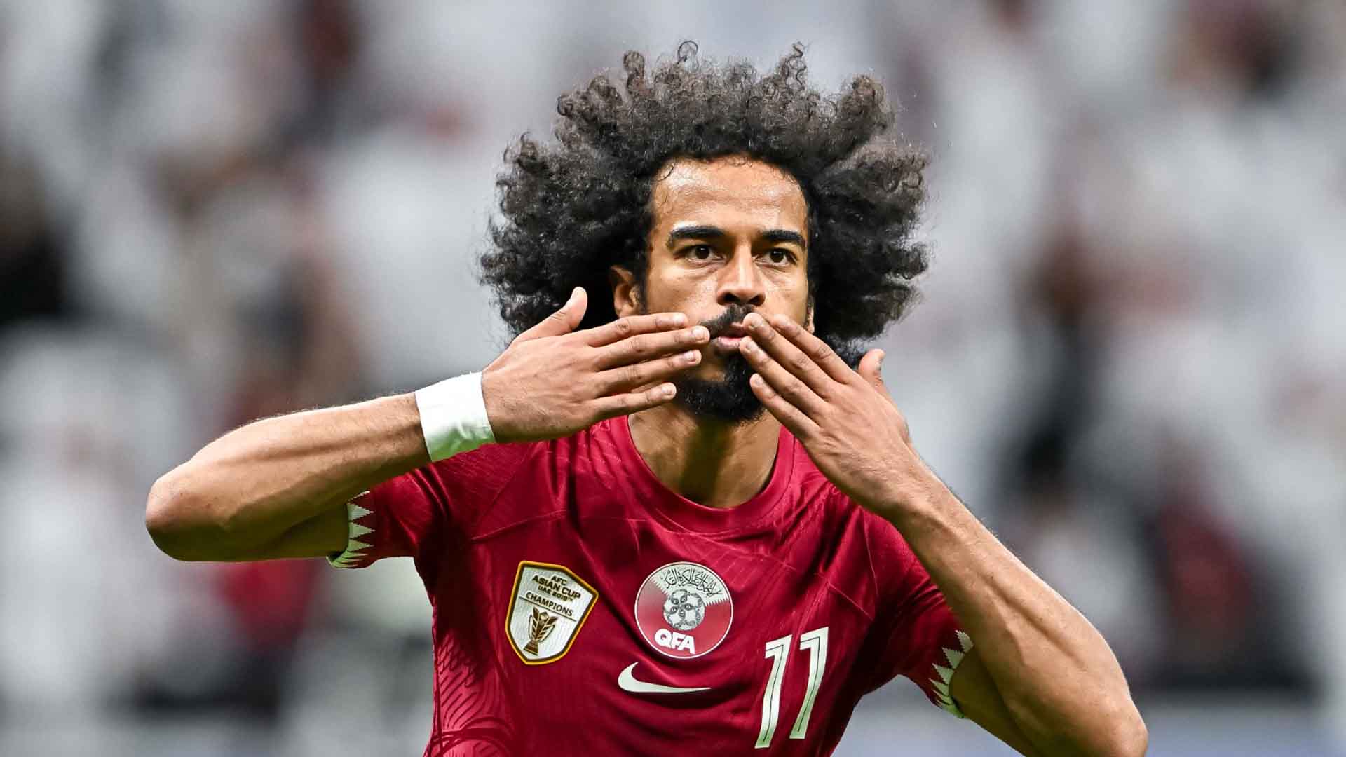 كأس آسيا.. أكرم عفيف صانع ألعاب وهداف يحلم بالعودة إلى أوروبا