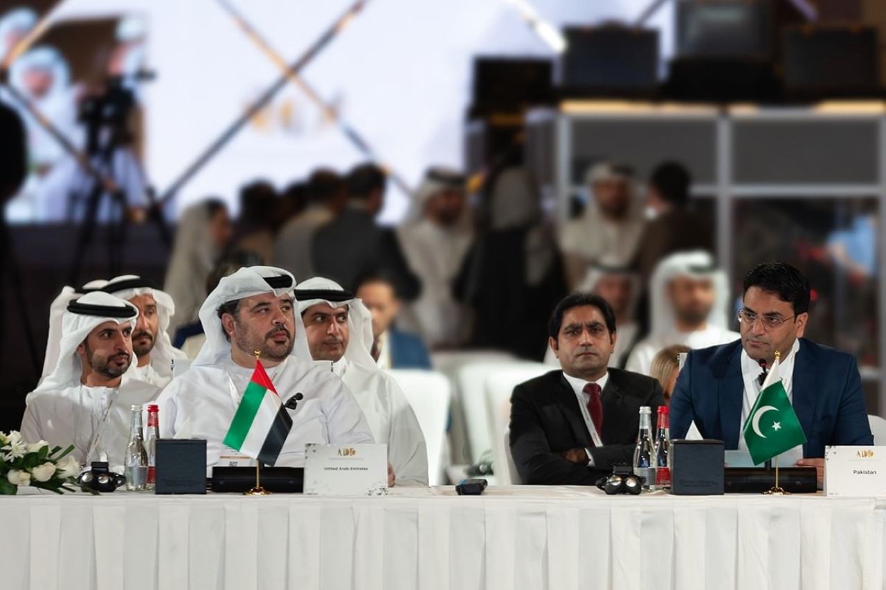 «حوار أبوظبي» يبحث سبل انتقال المهارات بين الدول المرسلة والمستقبلة للعمالة