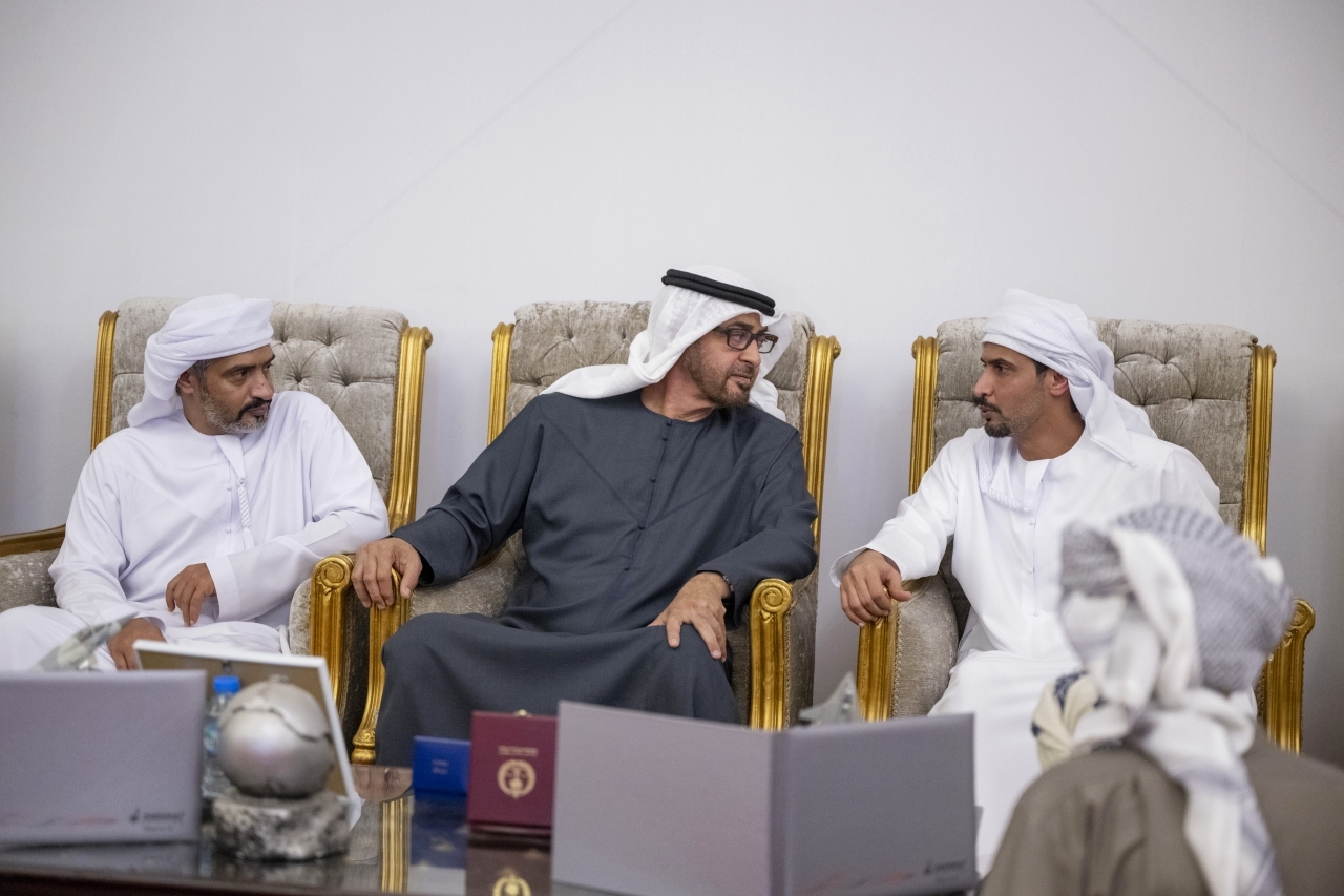 "رئيس الدولة معزياً في الشهيد محمد المنصوري"