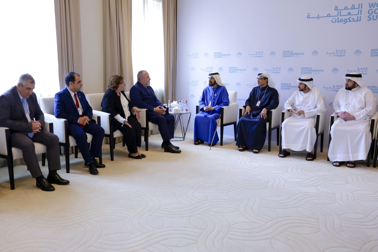 محمد بن راشد: التعاون بين الحكومات يعود بالخير على الشعوب