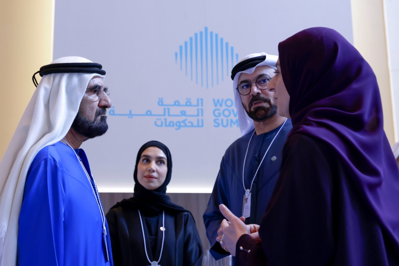 محمد بن راشد يكرم فريقي «روبورويال» و«تحقيق التوازن في الوقت» بجائزة ابتكارات الحكومات الخلاقة