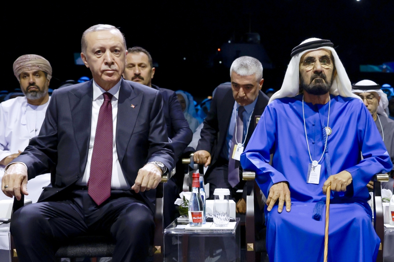 محمد بن راشد يلتقي رجب طيب أردوغان الرئيس التركي يشكر محمد بن زايد ومحمد بن راشد على حسن الاستقبال