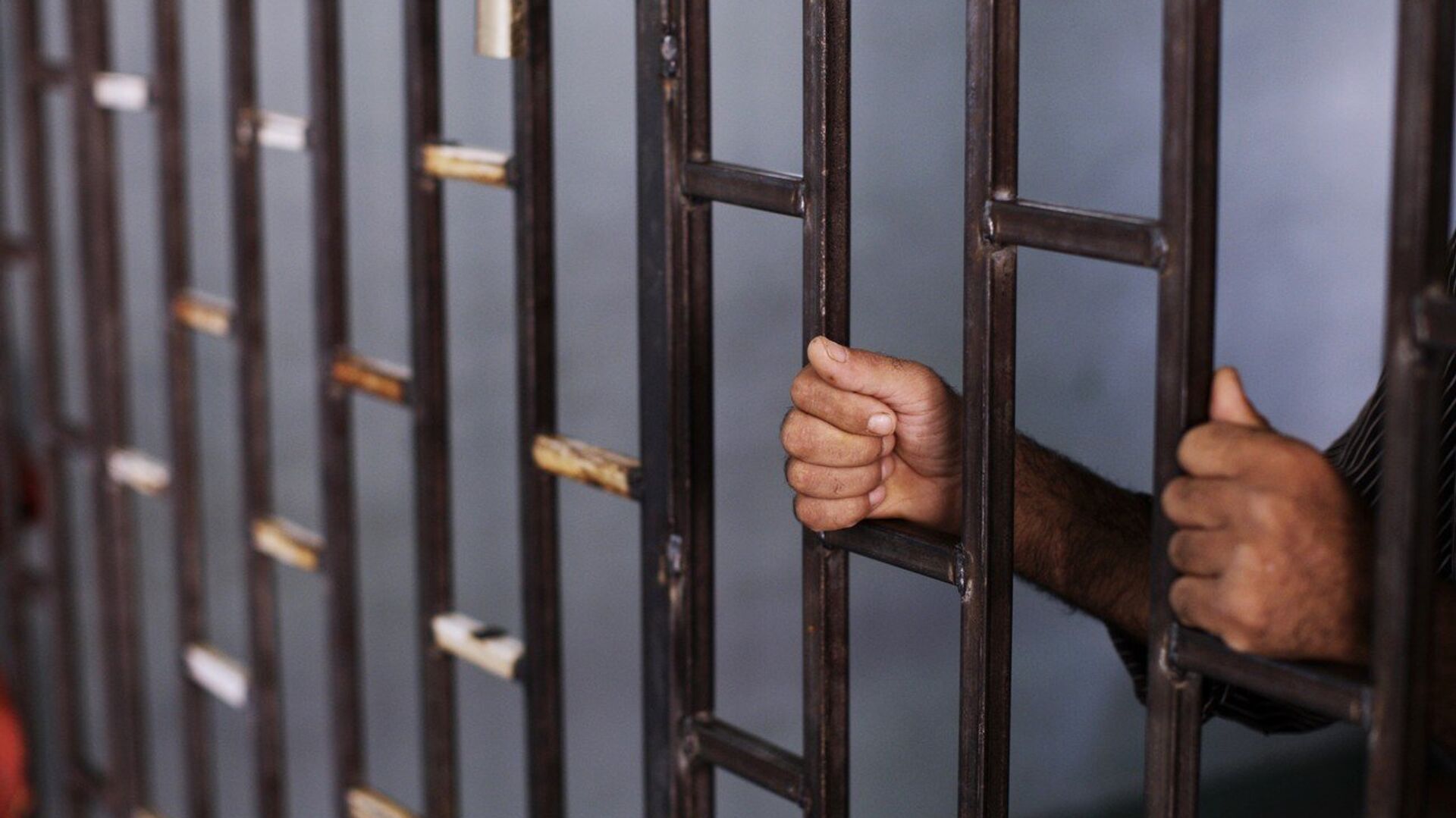 لتهريبه «كوكايين» من البرازيل.. الحكم على لاعب موسكو بالسجن