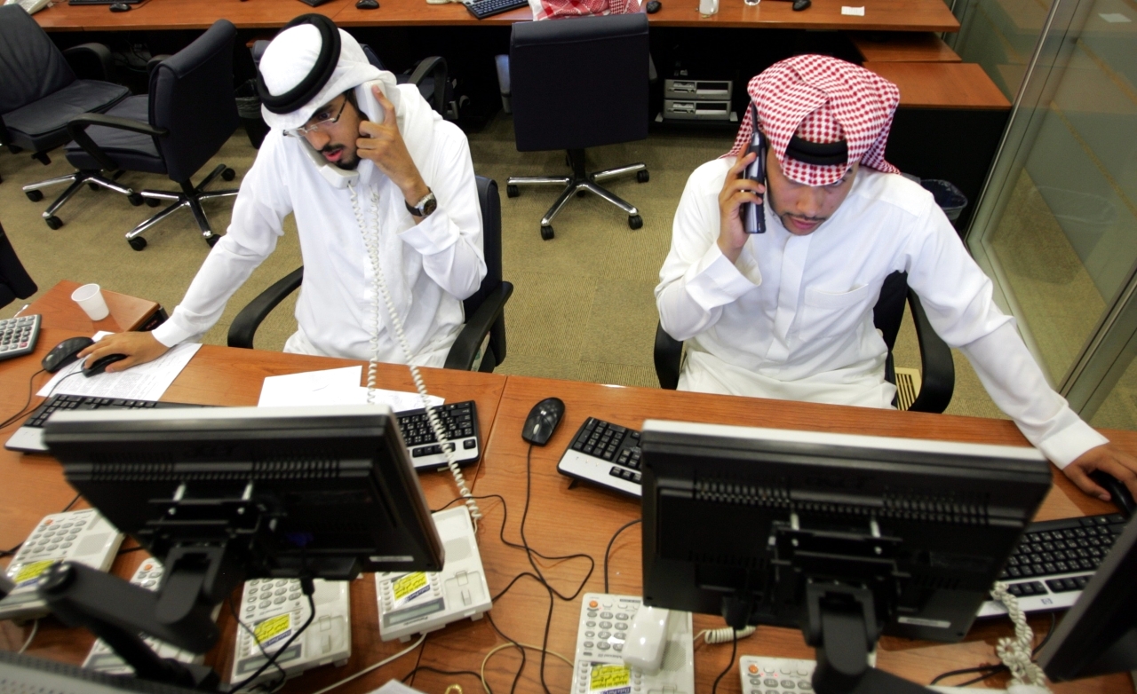 توقعات خفض الفائدة الأمريكية تعزز مكاسب الأسهم الخليجية