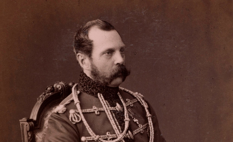 "1861 ألكسندر الثاني في روسيا يوقع بيان تحرير العبيد"