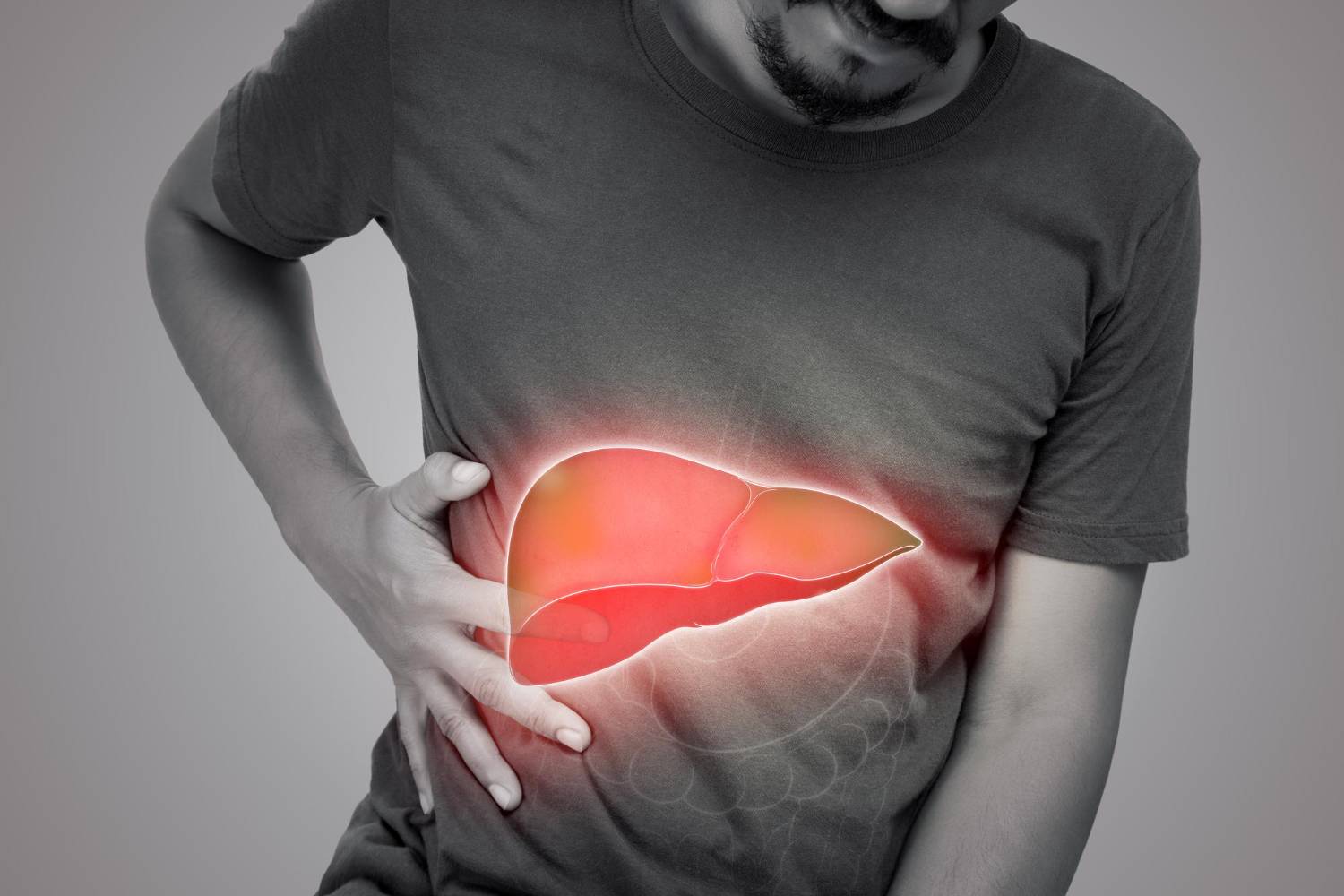 أطعمة تقي من أمراض الكبد وتخلص الجسم من السموم