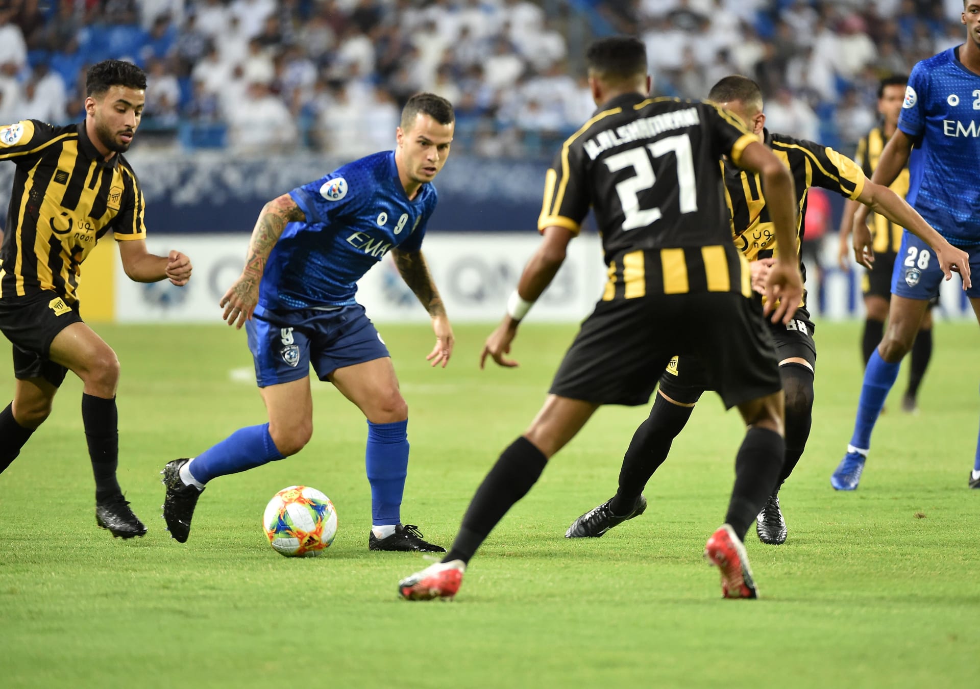 الهلال يكرر فوزه على الاتحاد ويتأهل للمربع الذهبي الآسيوي