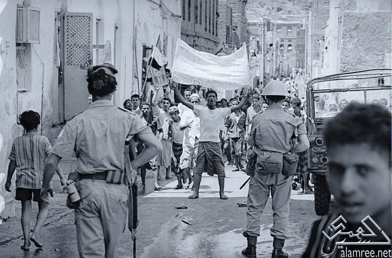 "1968 اليمن الديمقراطية الشعبية (الجنوب) تشهد تمرداً سياسياً بعد أقل من عام على استقلالها."