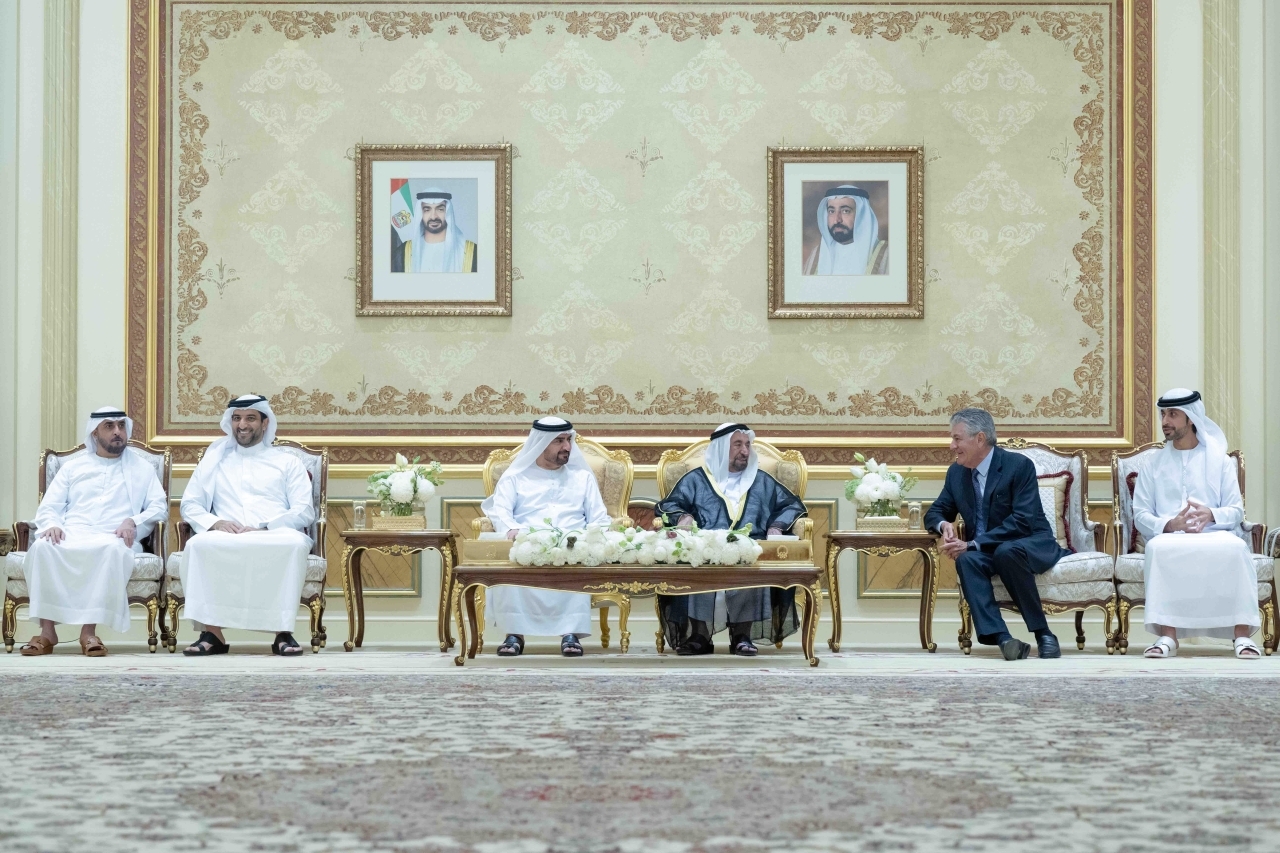 "سلطان القاسمي يواصل استقبال المهنئين برمضان بحضور عبدالله بن سالم وسلطان بن أحمد | وام"