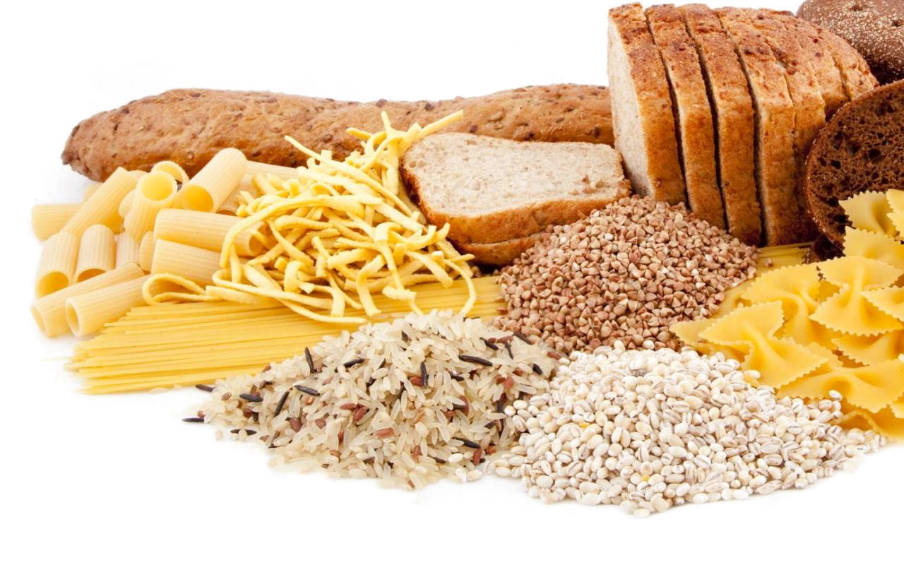 الإكثار من السكريات والنشويات يزيد الوزن