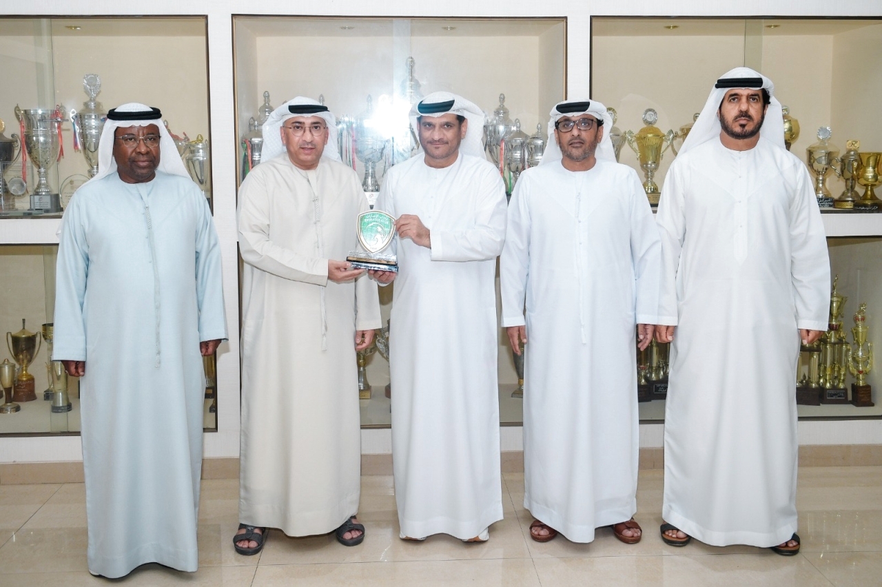 تعاون بين نادي الإمارات واتحاد الإمارات للبلياردو والسنوكر