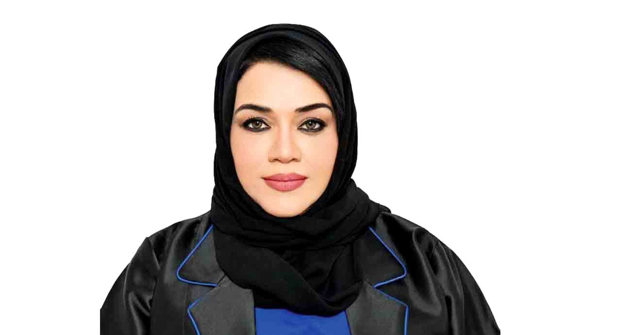 "موزة الشومي"