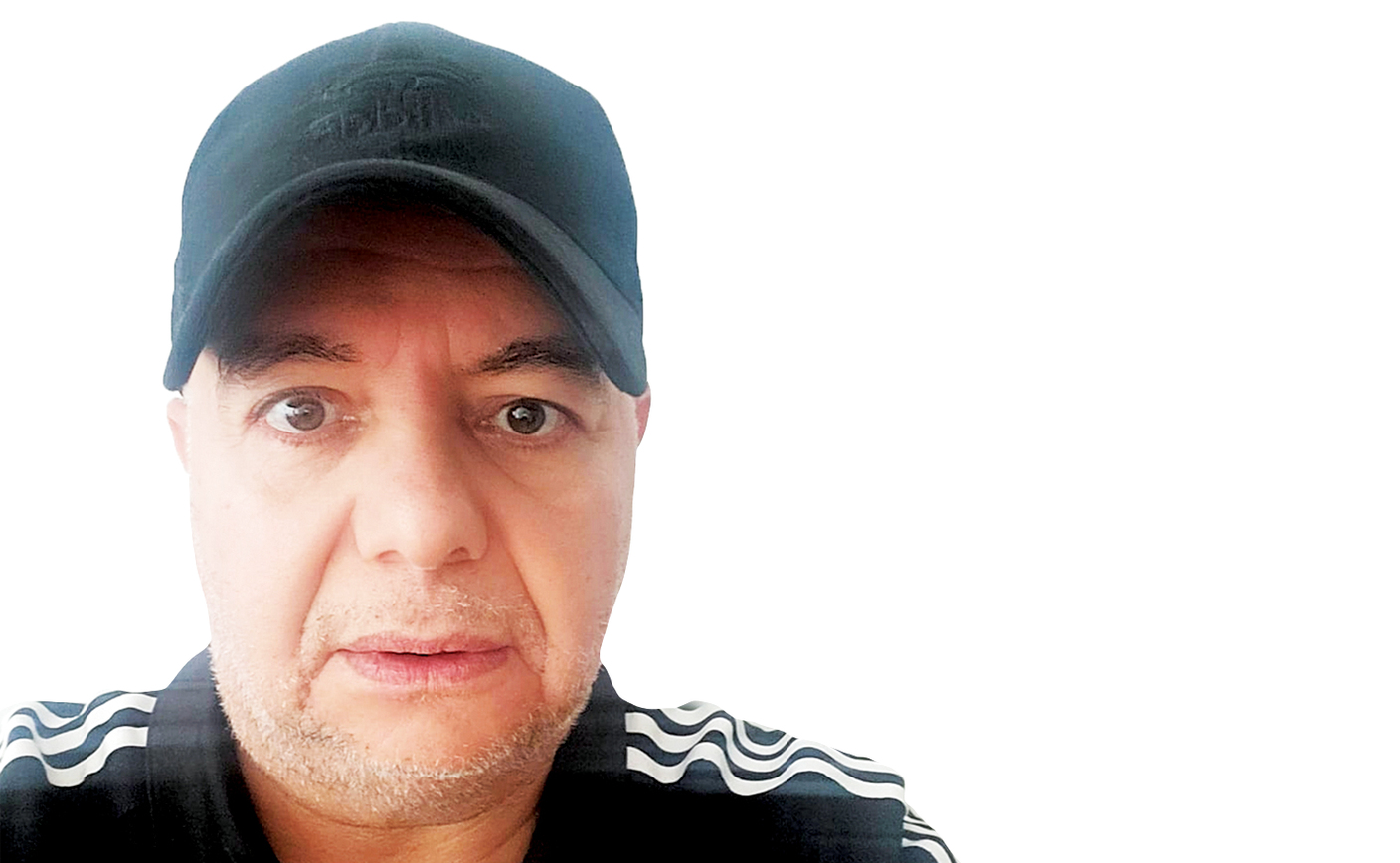 عمرو صلاح: الأطعمة الصحية تجنب الرياضي الإصابات